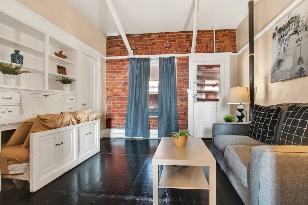 Ellison Suites - photo 61