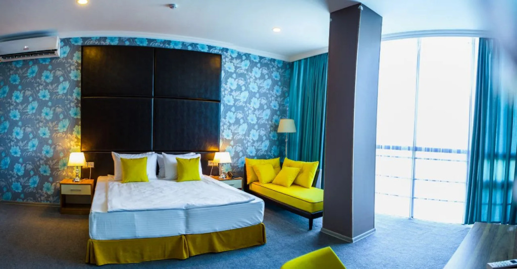 Square Boutique Hotel — 4-Star Luxury Hotel in Baku, Azerbaijan