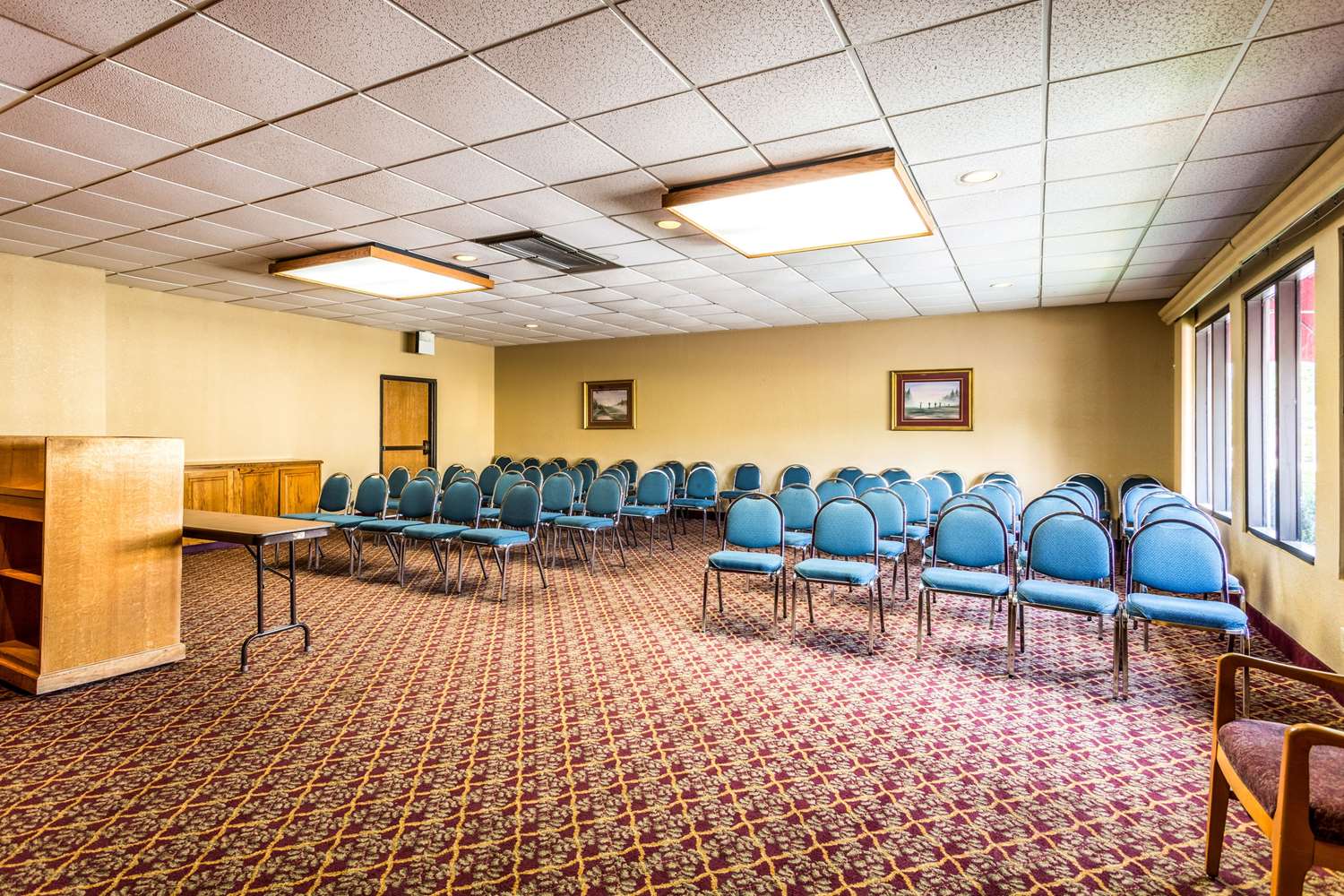 Econo Lodge Homewood Birmingham - photo 6