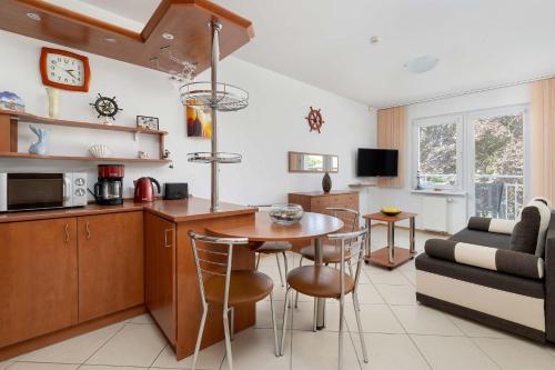 Bielik Apartment with Balcony by the Sea Międzyzdroje by Noclegi Renters — 4-Star Luxury Hotel in Miedzyzdroje, Poland