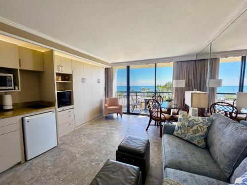 San Luis Sunrise in Galveston, United States