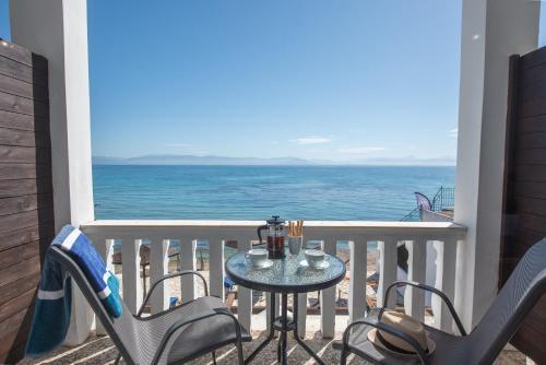 Galini Beach Studios and Penthouse — 4-Star Luxury Hotel in Agios Matthaios, Greece