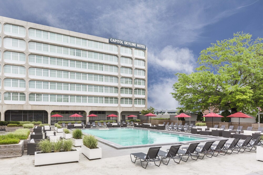 Capitol Skyline - carbon neutral hotel in Washington