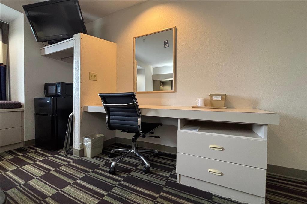Microtel Inn by Wyndham Champaign - photo 13