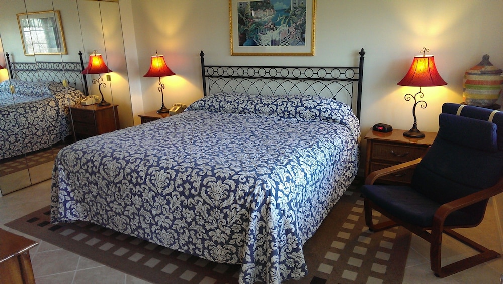 Montauk Manor - photo 12
