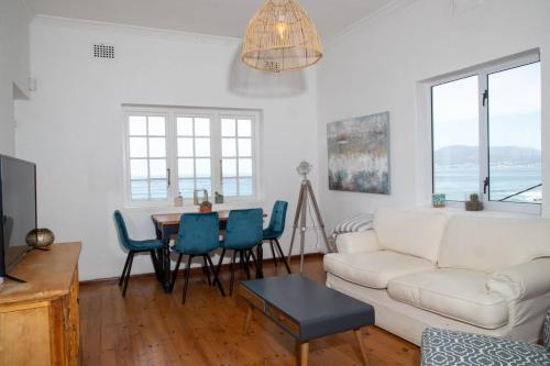 St James Mansions Apartment