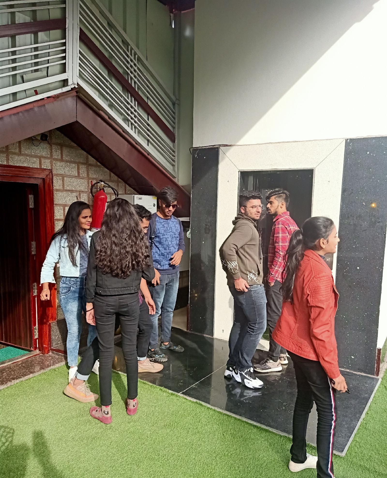Sanobar The Grand White — Shimla
