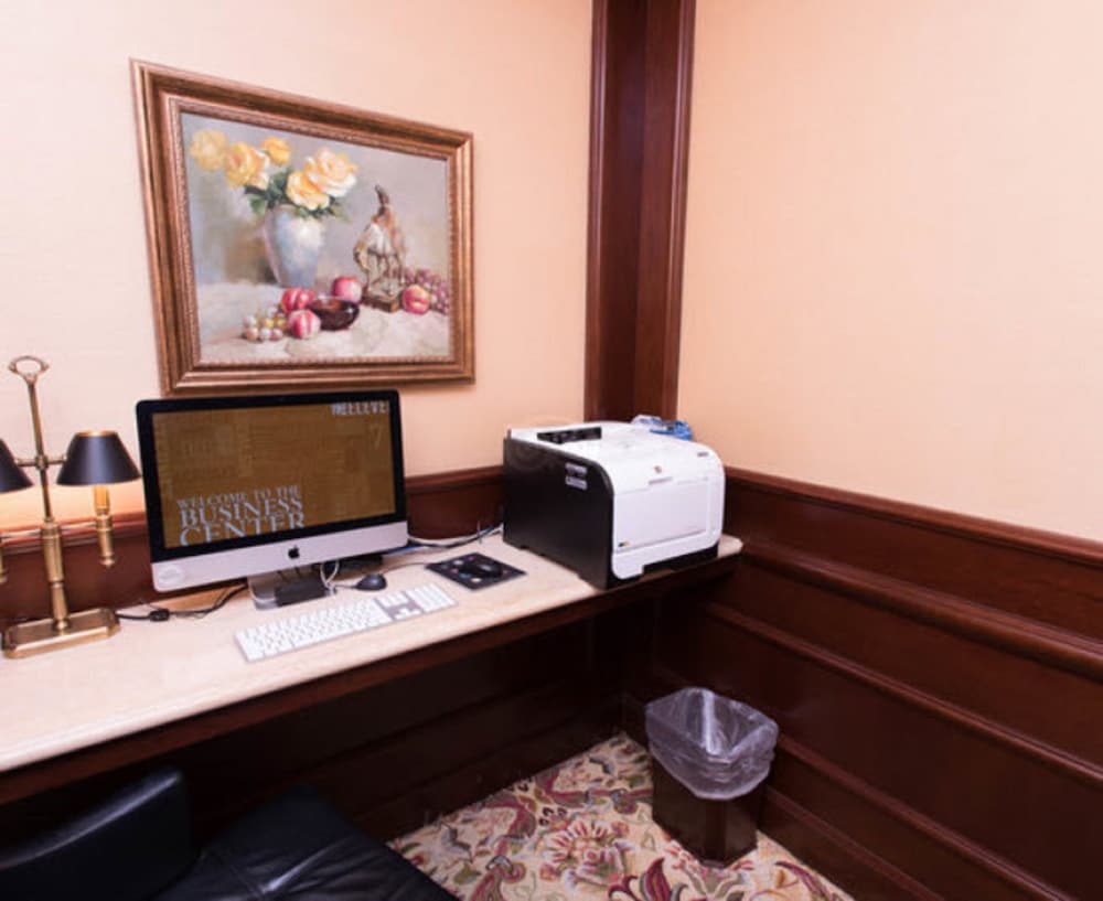 Four Seasons Hotel Los Angeles at Westlake Village - photo 107