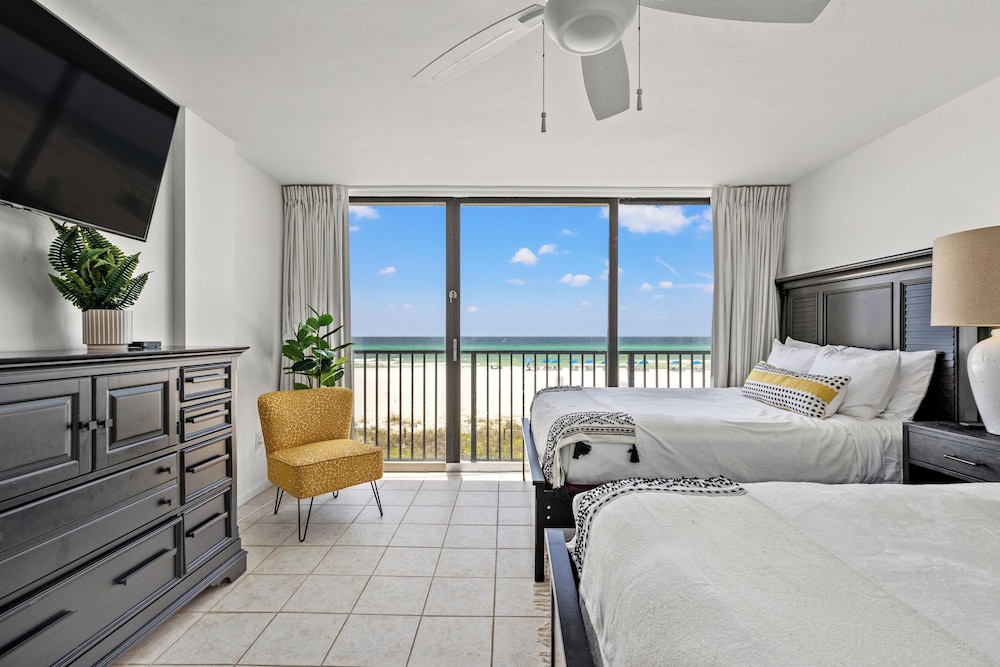 Sandpiper Beacon Beach Resort - photo 10