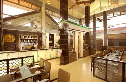 Palmswater Suites — Mumbai — photo 4