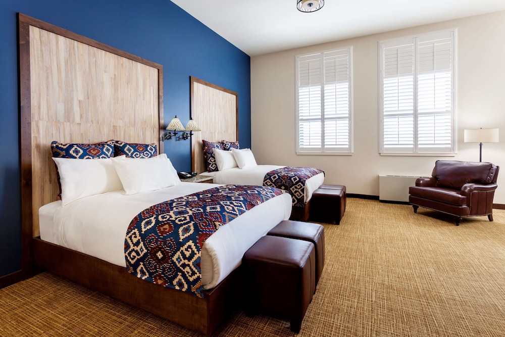 Tailwater Lodge Altmar Tapestry Collection by Hilton - photo 22