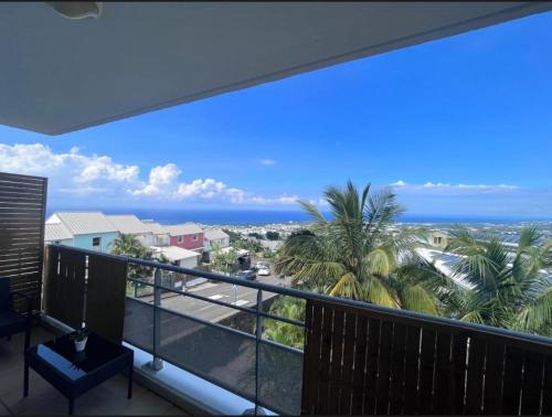 Le Papangue T3 vue mer By Sister Home — 4-Star Luxury Hotel in Saint-Denis, Réunion