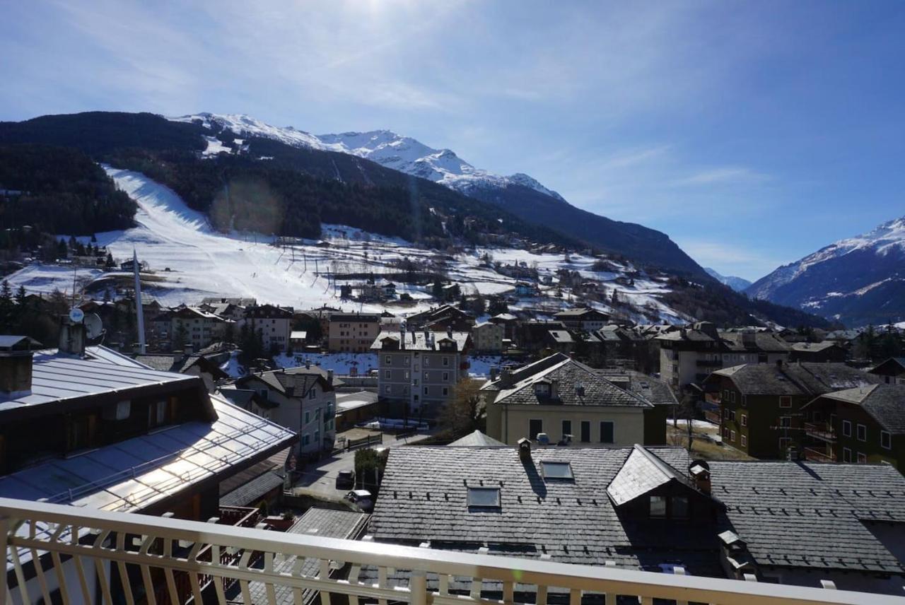 Centre of Old Town Fully Renovated Amazing Views & Car Park — 4-Star Luxury Hotel in Bormio, Italy