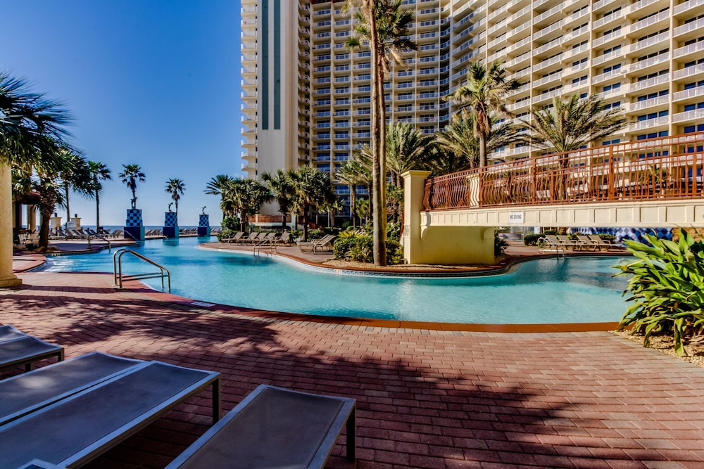 Shores of Panama by Forehand Rentals — 4-Star Luxury Hotel in Panama City Beach, United States