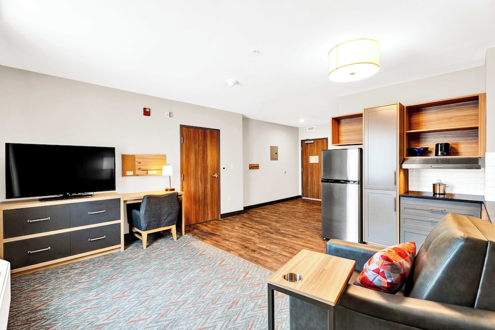 Candlewood Suites Detroit Auburn Hills by IHG - photo 40