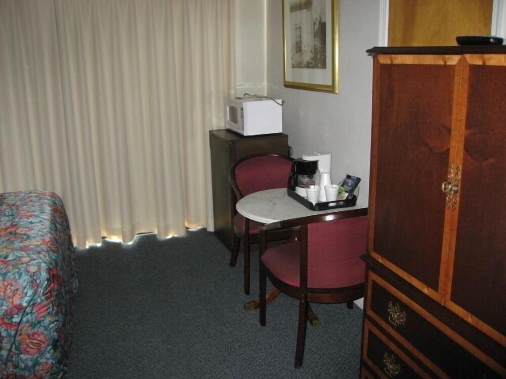 Sea Whale Motel - photo 15