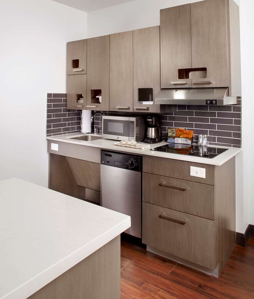 Hyatt House Denver Lakewood at Belmar - photo 15