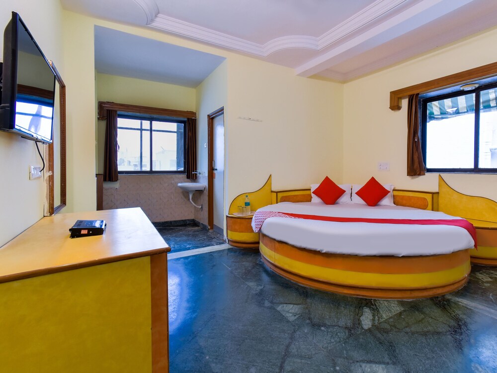 Hotel Sai Mamta in Shirdi, India