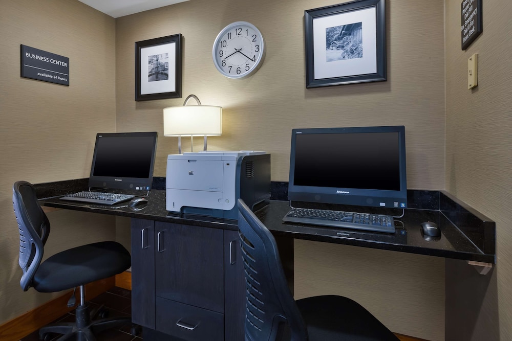 Hampton Inn Marysville - photo 21