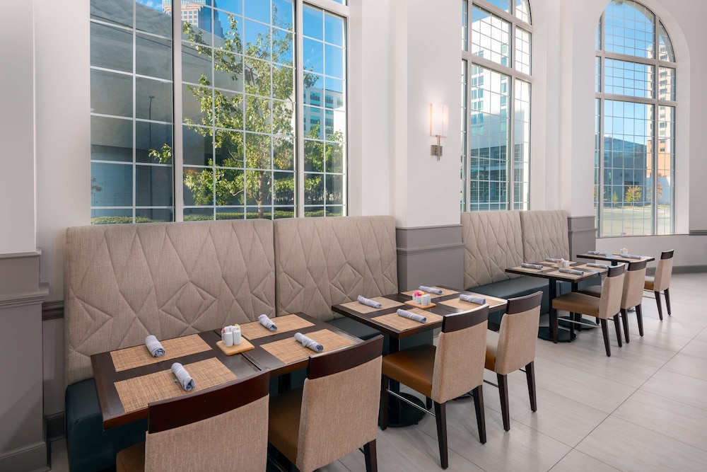 Hilton Garden Inn Charlotte Uptown - photo 29