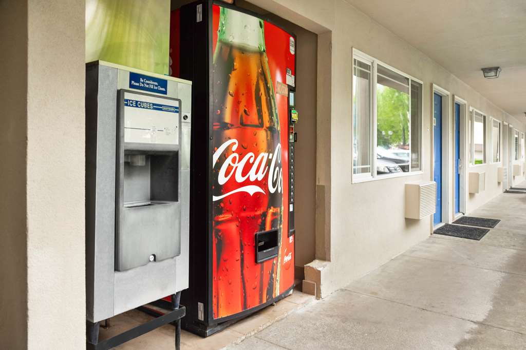 Motel6 Portland OR Downtown - photo 16