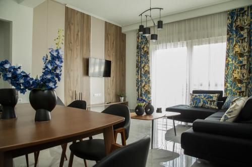 City Chic Apartment — 4-Star Luxury Hotel in Volos, Greece
