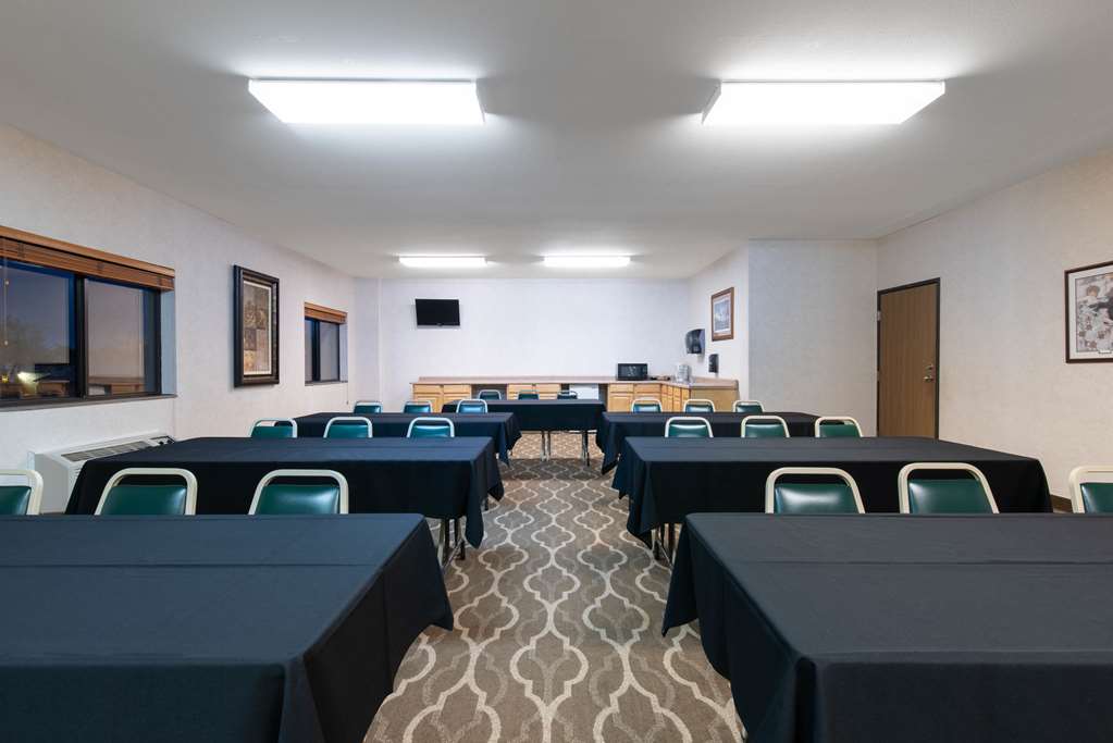 Days Inn by Wyndham Mitchell SD - photo 11