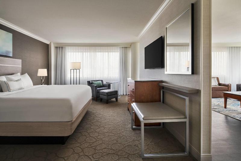 Delta Hotels by Marriott Richmond Downtown - photo 41
