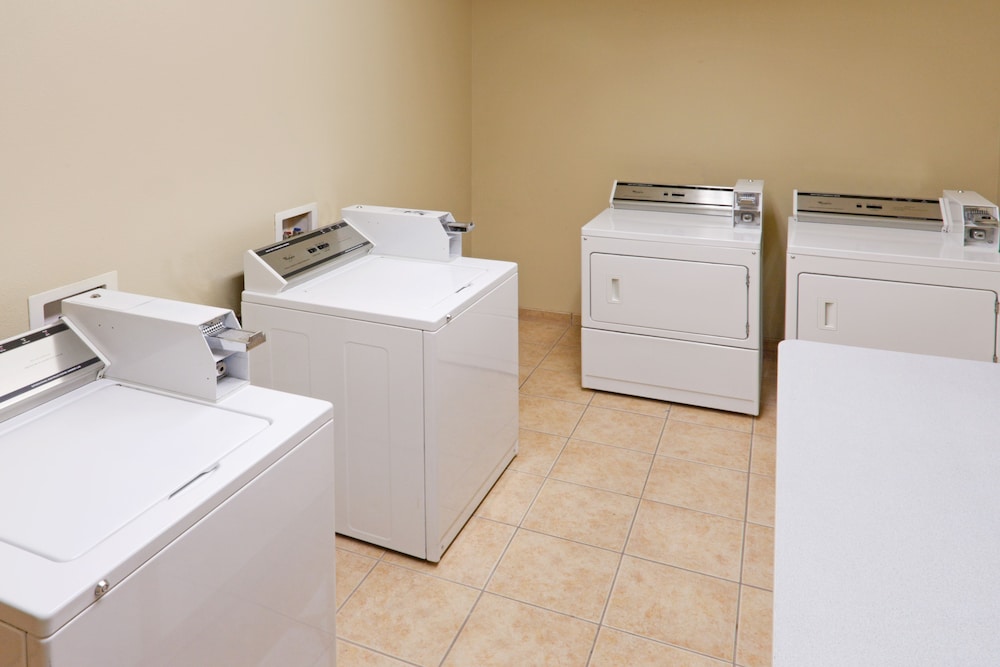 Holiday Inn Express & Suites Gillette by IHG - photo 24