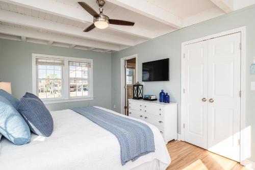 A Little Nauti by Oak Island Accommodations - photo 7