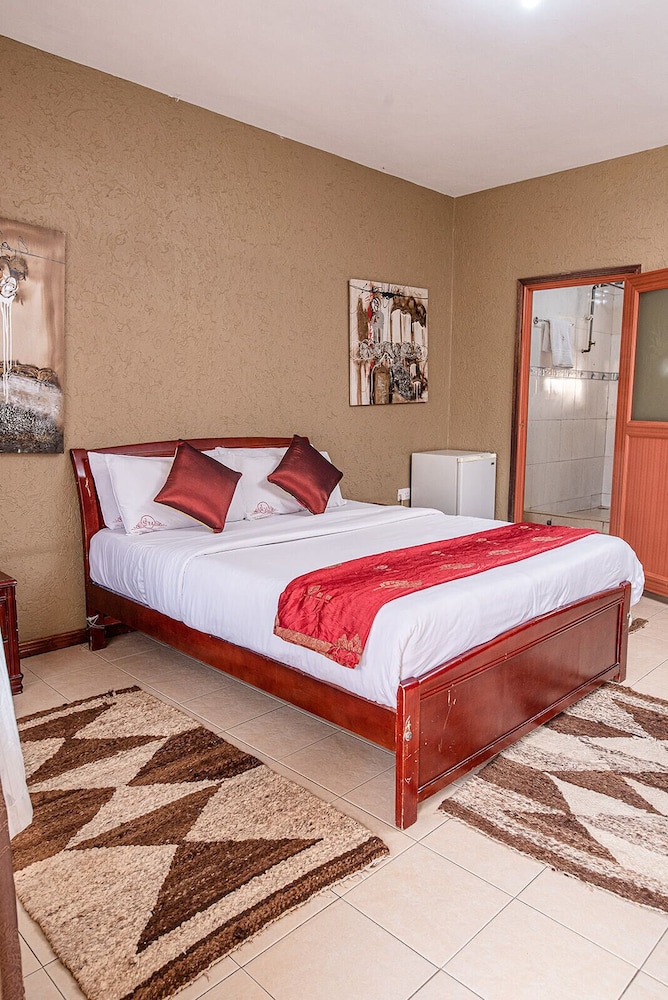 The Stand Leisure Nairobi West — hotel near Nairobi Wilson Airport