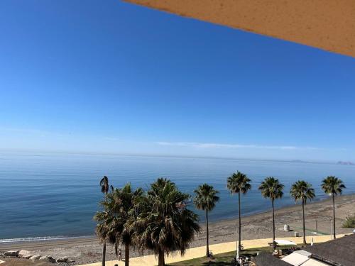 Bahia De La Plata Seafront — 4-Star Luxury Hotel in Estepona, Spain