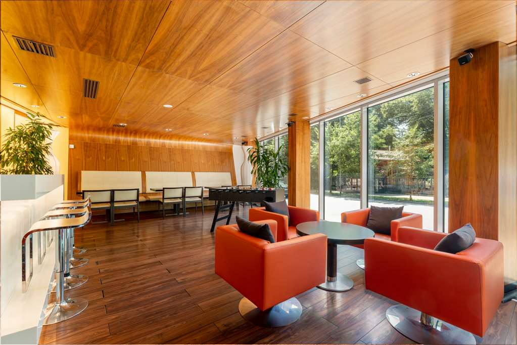 מזון ומשקאות