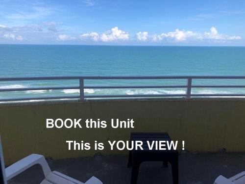 Ocean Walk Resort Dramatic Ocean Front View — 4-Star Luxury Hotel in Daytona Beach, United States