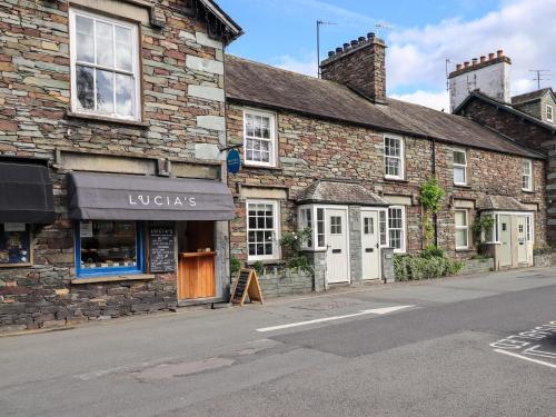 Beck Steps 1 — Ambleside — photo 2