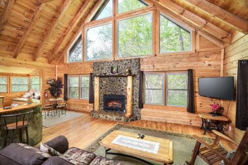 Glori's Retreat Game Room 560 of FREE Attraction tickets for each paid day - featured photo
