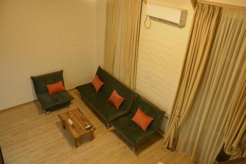 Tovstonogovi Street Apartment
