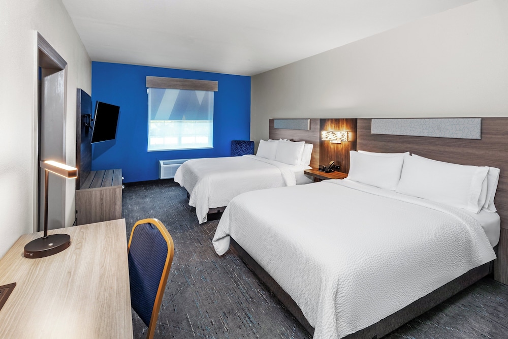 Holiday Inn Express and Suites Henderson by IHG - photo 30