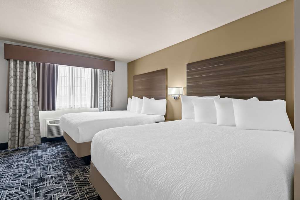 Best Western Plus Caldwell Inn & Suites - photo 20