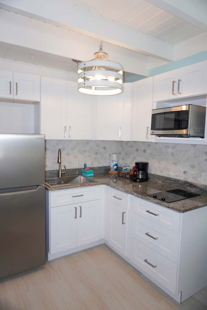 Pearl Beach Inn - photo 25