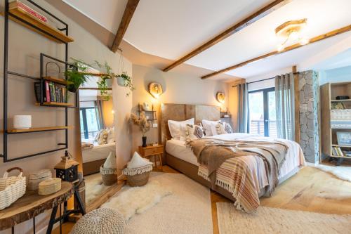 Bransilvania Fantasy Boutique Chalet Adults Only — 5-Star Luxury Hotel in Bran, Romania
