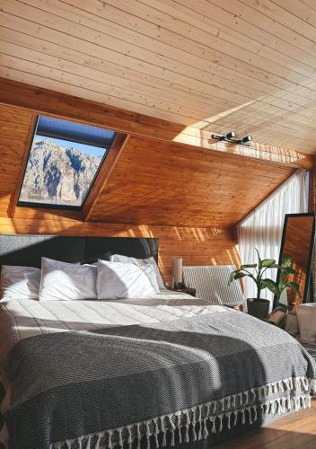 Cottage Toladi — 4-Star Luxury Hotel in Step'antsminda, Georgia