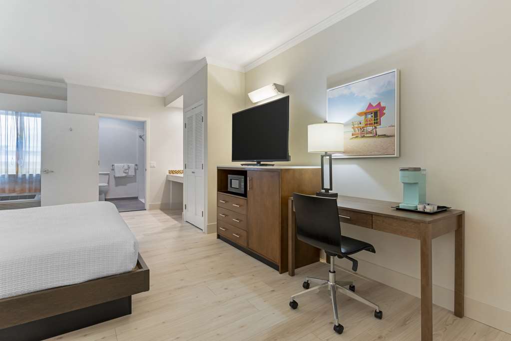 Best Western Plus All Suites Inn - photo 21