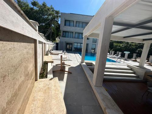 Villa Sunlight