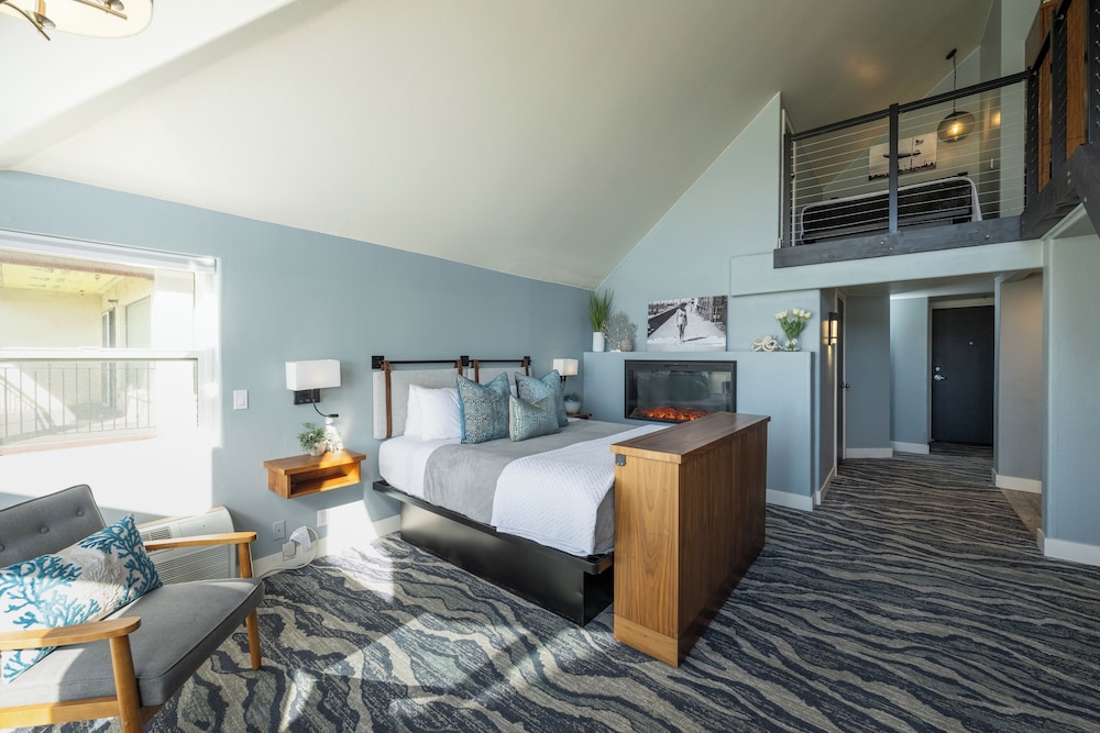 Seaside Oceanfront Inn - photo 5