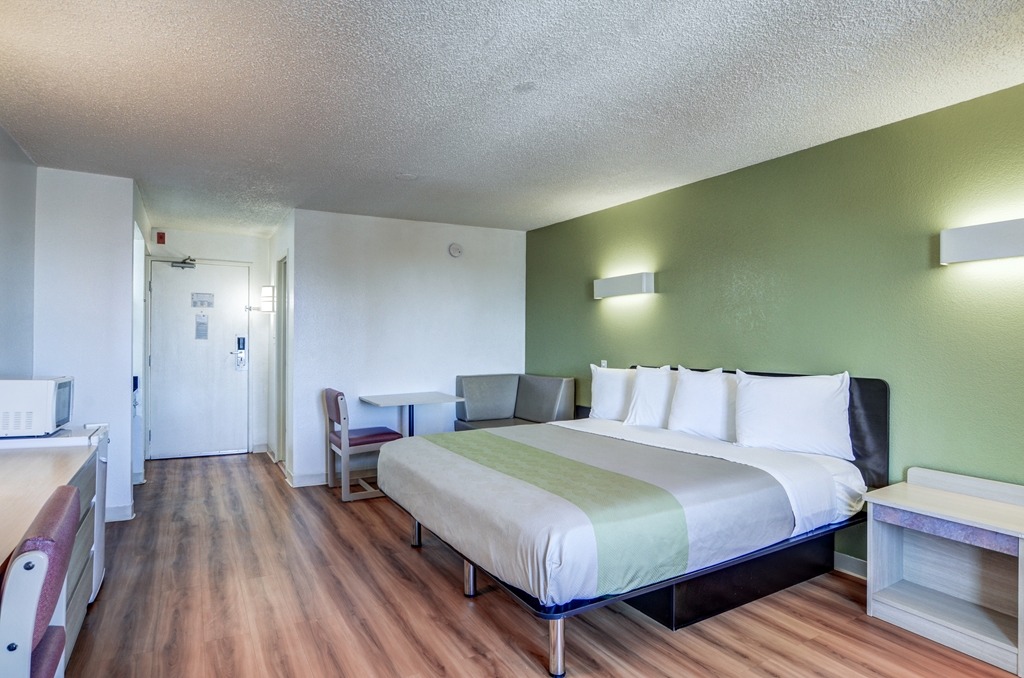 Motel 6 Greenwood Village CO Denver South Tech Center - photo 6