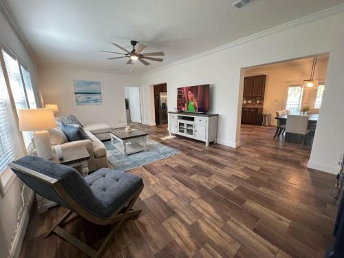 Crystal River Highrise — Crystal River