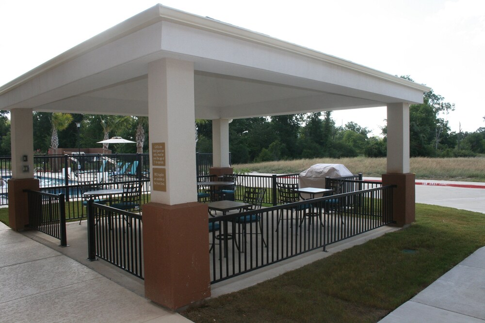 Candlewood Suites College Station At University by IHG - photo 59