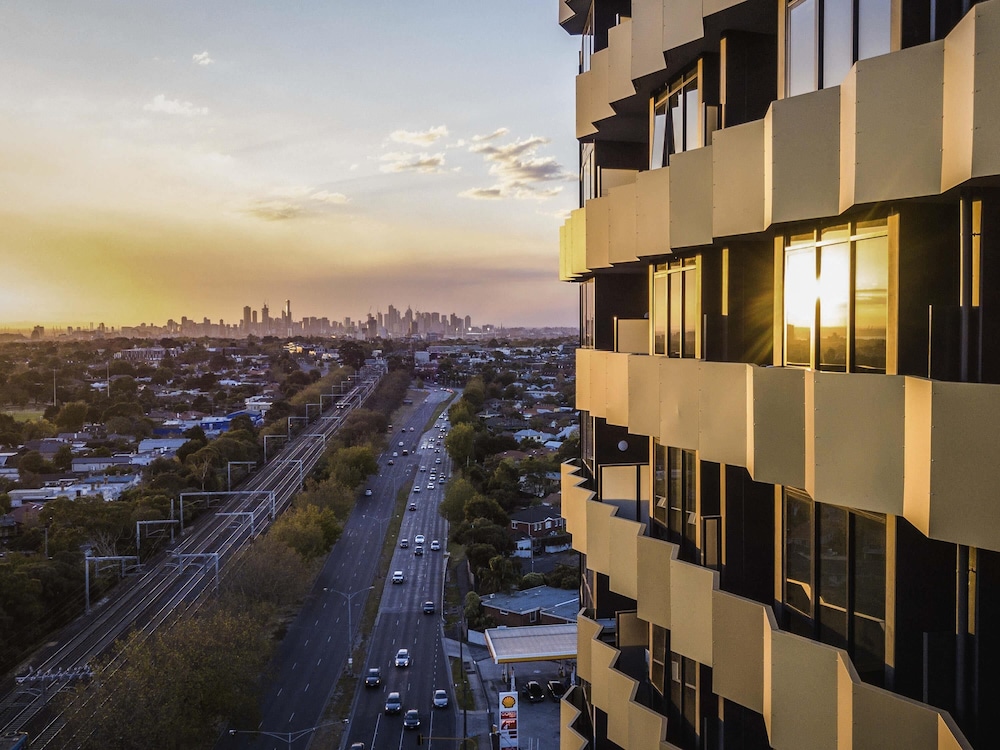 The Sebel Melbourne Malvern — 4-Star Luxury Hotel in Malvern East, Australia