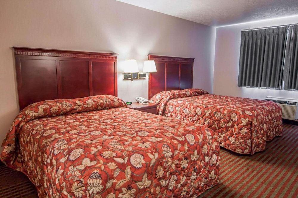 Bridgeway Inn & Suites Sublimity - photo 18